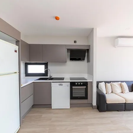 Appartamento Modern Apartment Near Beach With Central Location In Bodrum *